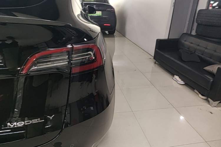 Used Tesla Model Y 2022 Revised Version Long-Range All-Wheel Drive Right Rear Taillight