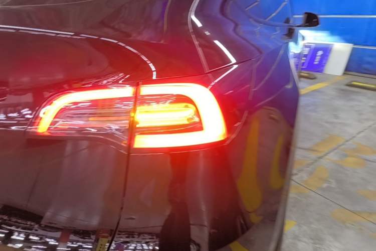 Used Tesla Model Y 2022 Revised Version Rear-Wheel Drive Right Rear Taillight