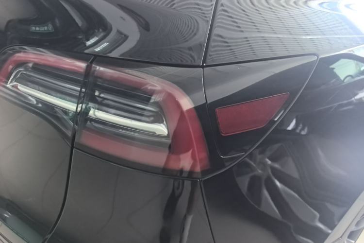 Used Tesla Model Y 2022 Revised Version Long-Range All-Wheel Drive Right Rear Taillight
