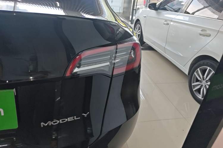 Used Tesla Model Y 2022 Revised Version Rear-Wheel Drive Right Rear Taillight