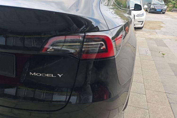 Used Tesla Model Y 2022 Revised Version Long-Range All-Wheel Drive Right Rear Taillight