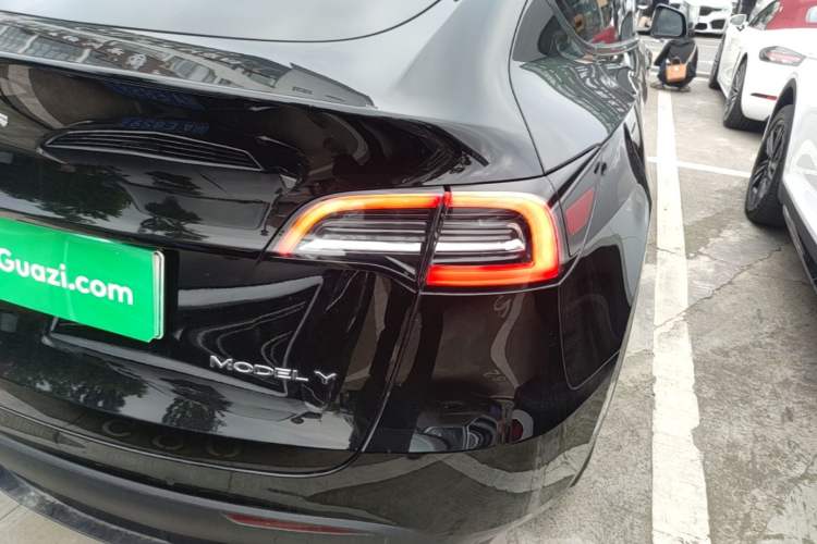 Used Tesla Model Y 2022 Revised Version Long-Range All-Wheel Drive Right Rear Taillight