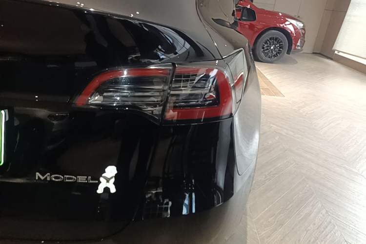 Used Tesla Model Y 2022 Revised Version Rear-Wheel Drive Right Rear Taillight