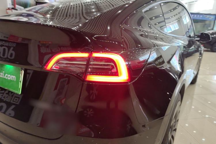 Used Tesla Model Y 2022 Revised Version Rear-Wheel Drive Right Rear Taillight