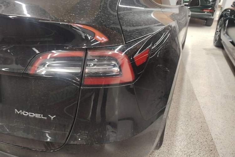 Used Tesla Model Y 2022 Revised Version Long-Range All-Wheel Drive Right Rear Taillight