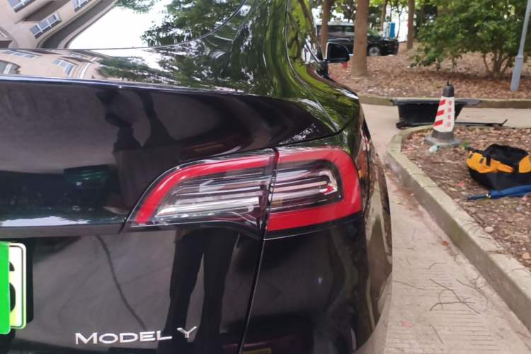 Used Tesla Model Y 2022 Revised Version Rear-Wheel Drive Right Rear Taillight