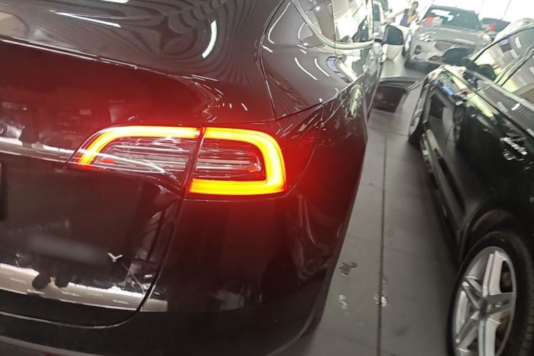 Used Tesla Model Y 2022 Revised Version Rear-Wheel Drive Right Rear Taillight