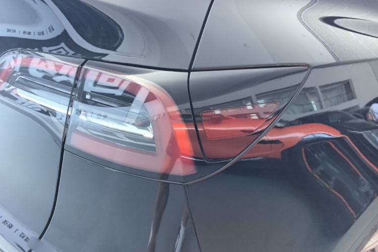 Used Tesla Model Y 2022 Revised Version Rear-Wheel Drive Right Rear Taillight
