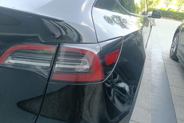 Used Tesla Model Y 2022 Revised Version Rear-Wheel Drive Right Rear Taillight