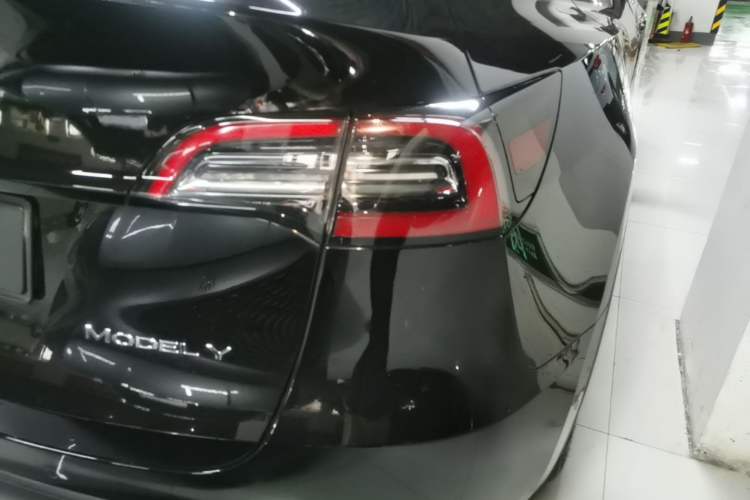 Used Tesla Model Y 2022 Revised Version Rear-Wheel Drive Right Rear Taillight