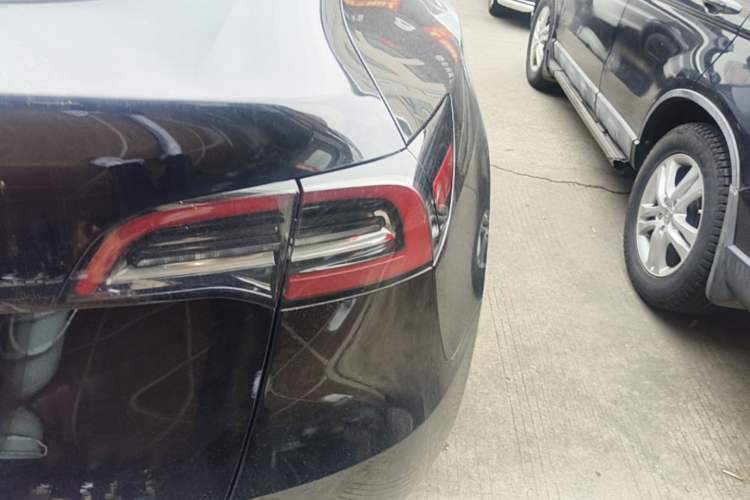 Used Tesla Model Y 2022 Revised Version Rear-Wheel Drive Right Rear Taillight