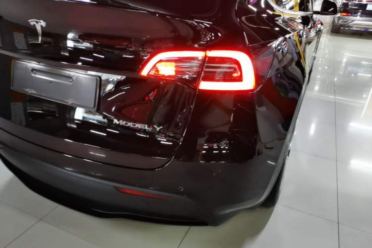 Used Tesla Model Y 2022 Revised Version Rear-Wheel Drive Right Rear Taillight