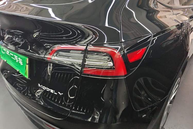 Used Tesla Model Y 2022 Revised Version Rear-Wheel Drive Right Rear Taillight