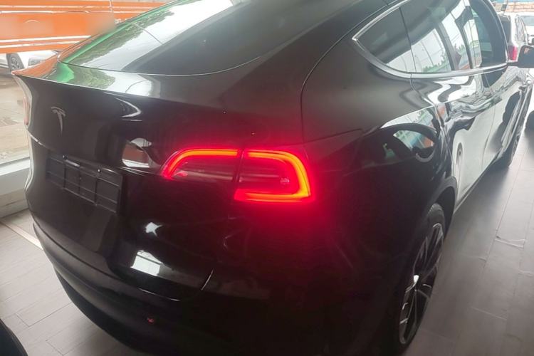 Used Tesla Model Y 2022 Revised Version Rear-Wheel Drive Right Rear Taillight