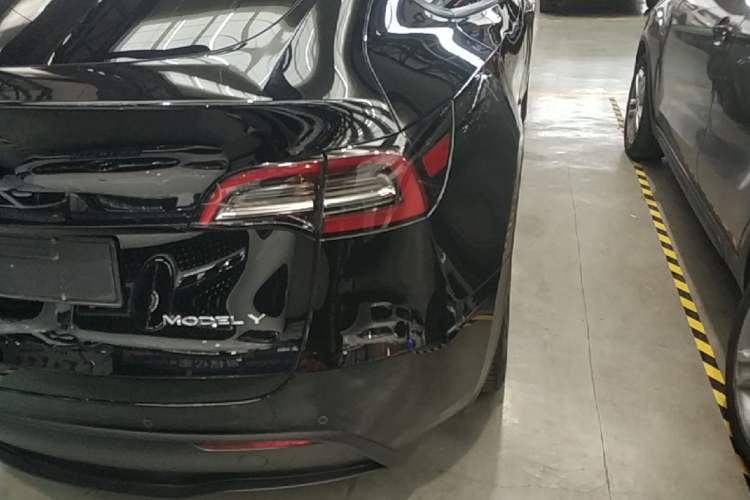 Used Tesla Model Y 2022 Revised Version Rear-Wheel Drive Right Rear Taillight