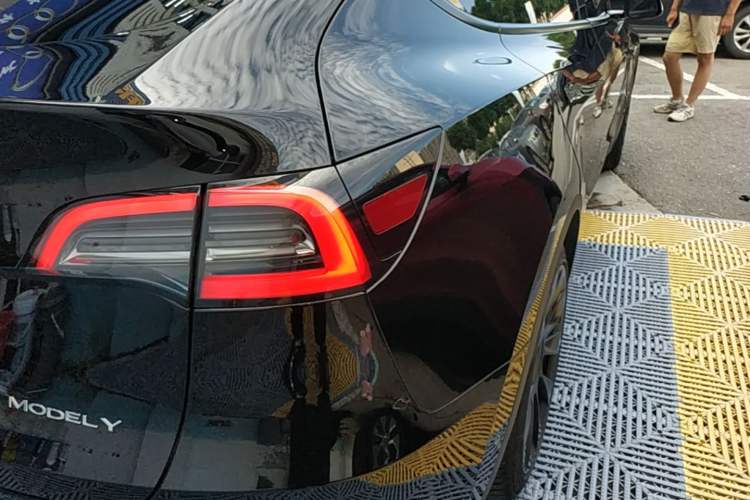 Used Tesla Model Y 2022 Revised Version Long-Range All-Wheel Drive Right Rear Taillight