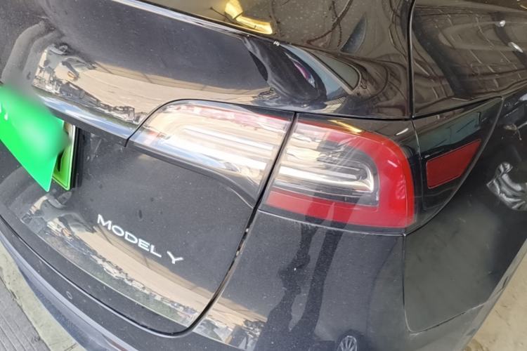 Used Tesla Model Y 2022 Rear-Wheel-Drive Version Right Rear Taillight