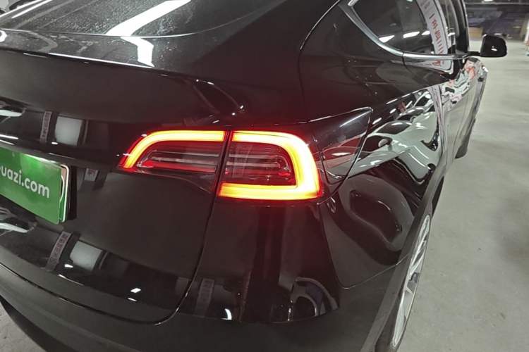 Used Tesla Model Y 2022 Revised Version Rear-Wheel Drive Right Rear Taillight