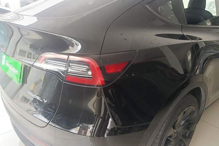 Used Tesla Model Y 2022 Rear-Wheel-Drive Version Right Rear Taillight