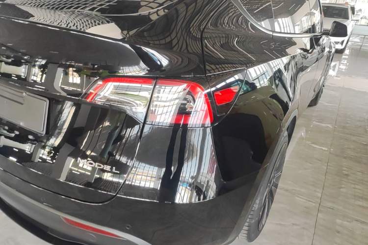 Used Tesla Model Y 2022 Revised Version Rear-Wheel Drive Right Rear Taillight