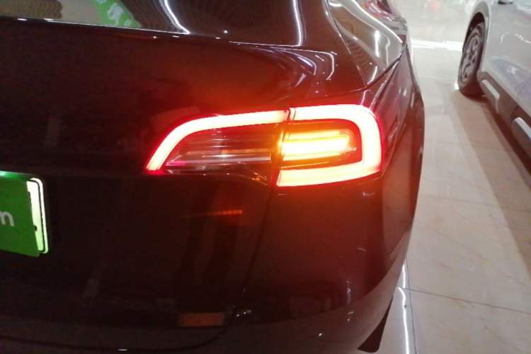 Used Tesla Model Y 2022 Revised Version Rear-Wheel Drive Right Rear Taillight