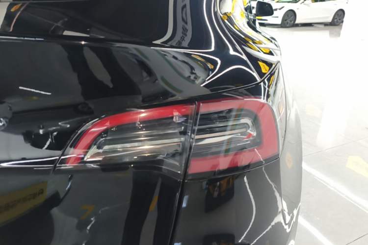 Used Tesla Model Y 2022 Rear-Wheel-Drive Version Right Rear Taillight