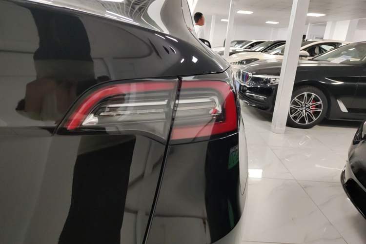 Used Tesla Model Y 2022 Revised Version Long-Range All-Wheel Drive Right Rear Taillight