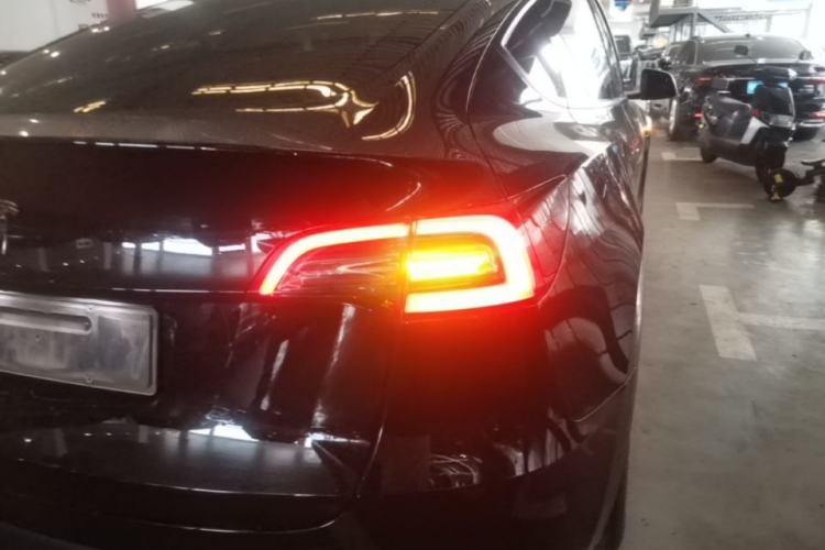 Used Tesla Model Y 2022 Revised Version Rear-Wheel Drive Right Rear Taillight