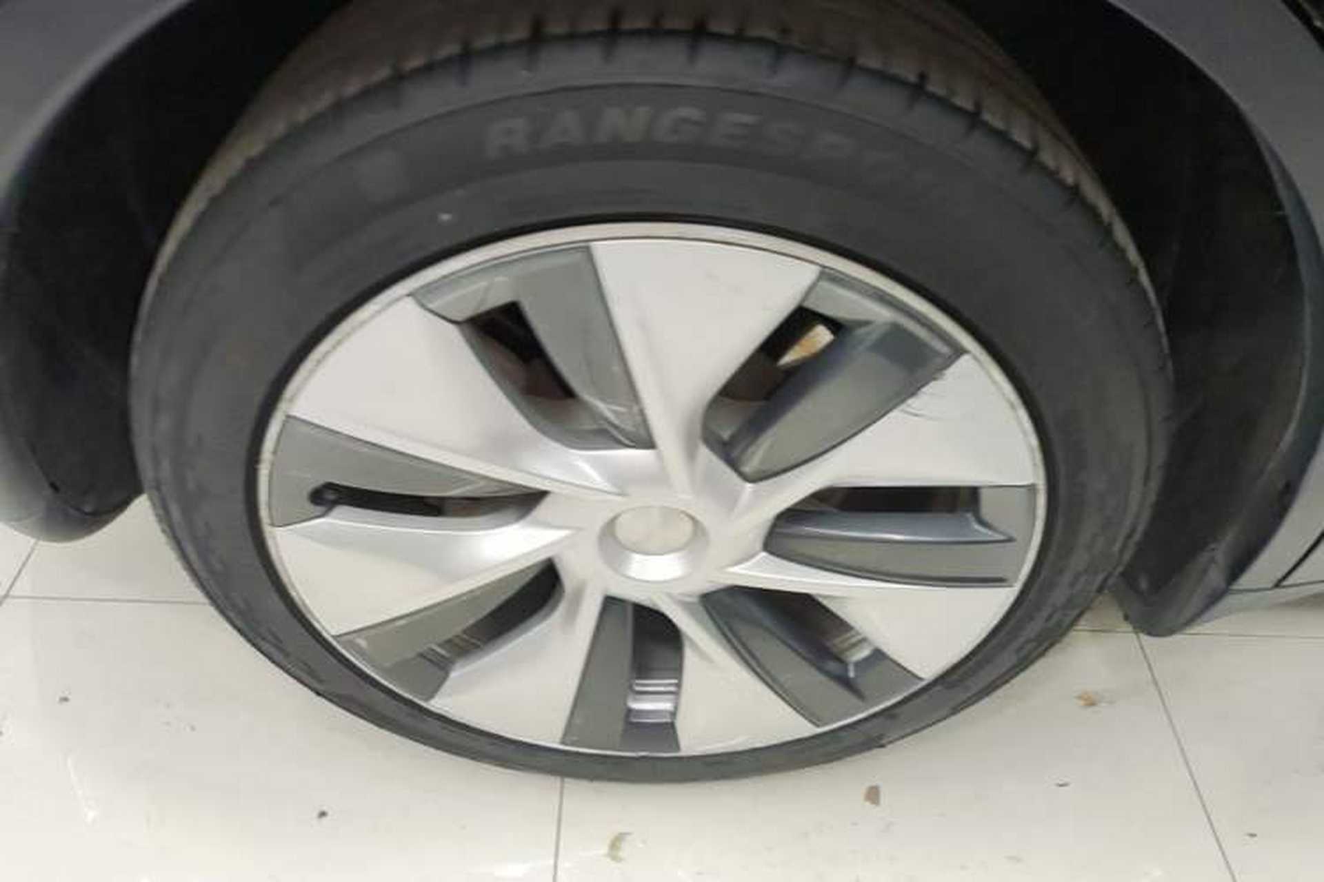 Used Tesla Model Y 2022 Rear-Wheel-Drive Version Right Rear Wheel Hub