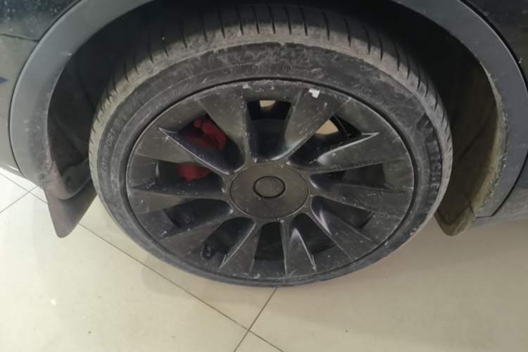 Used Tesla Model Y 2022 Revised Version Rear-Wheel Drive Right Rear Wheel Hub