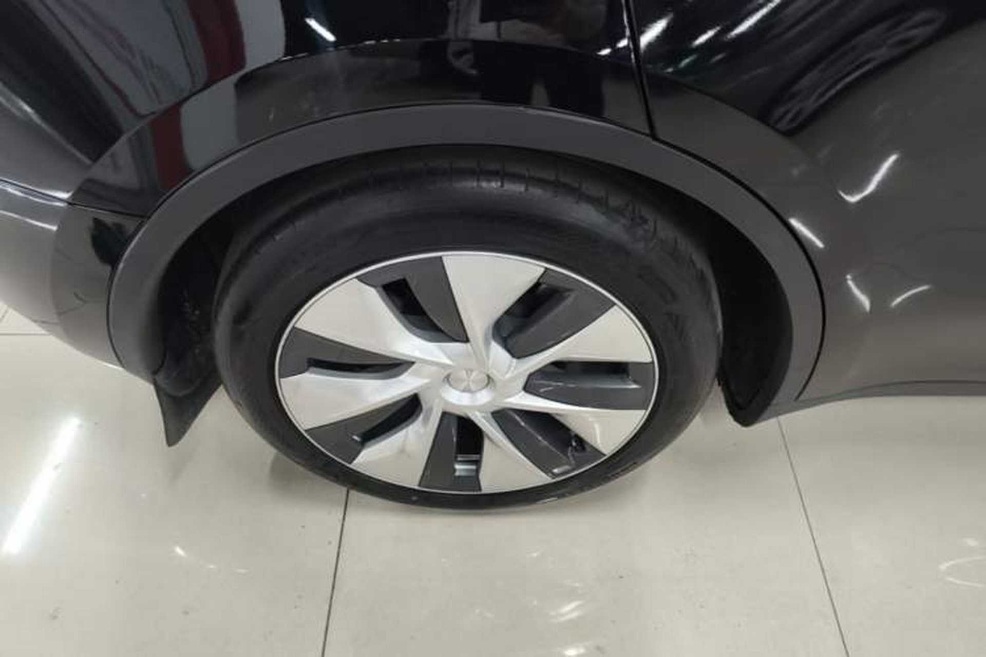Used Tesla Model Y 2022 Revised Version Rear-Wheel Drive Right Rear Wheel Hub