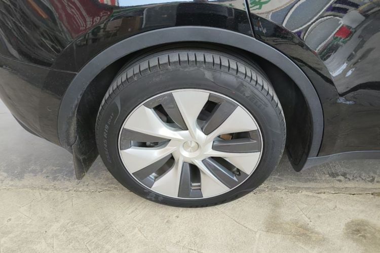 Used Tesla Model Y 2022 Revised Version Rear-Wheel Drive Right Rear Wheel Hub