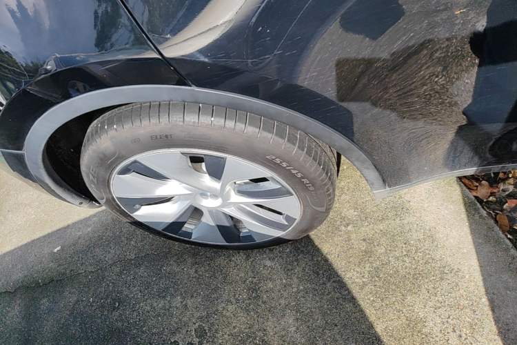Used Tesla Model Y 2022 Revised Version Rear-Wheel Drive Right Rear Wheel Hub