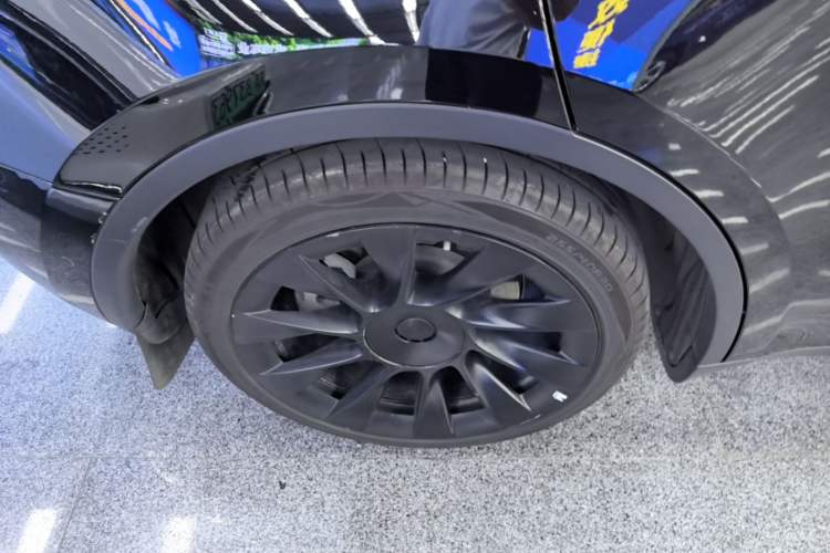 Used Tesla Model Y 2022 Revised Version Rear-Wheel Drive Right Rear Wheel Hub