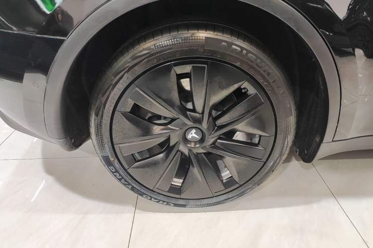 Used Tesla Model Y 2022 Revised Version Rear-Wheel Drive Right Rear Wheel Hub