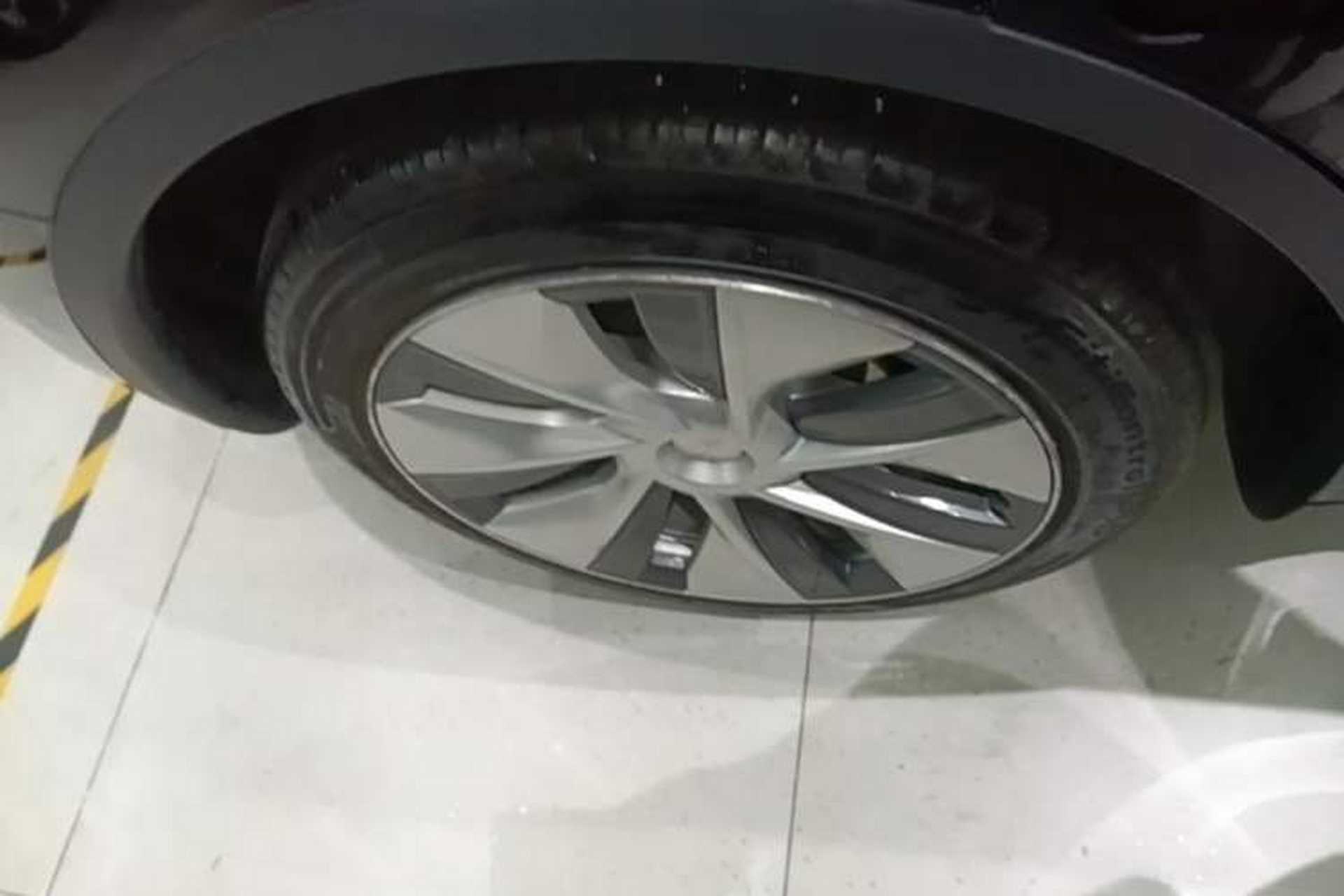 Used Tesla Model Y 2022 Revised Version Rear-Wheel Drive Right Rear Wheel Hub