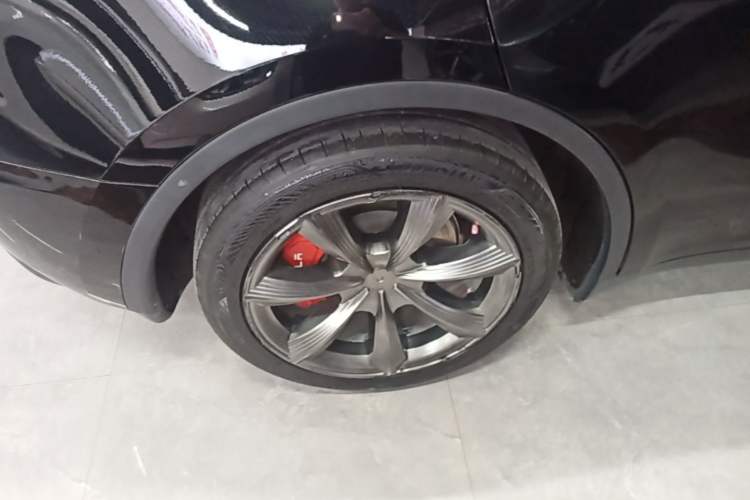 Used Tesla Model Y 2022 Revised Version Rear-Wheel Drive Right Rear Wheel Hub