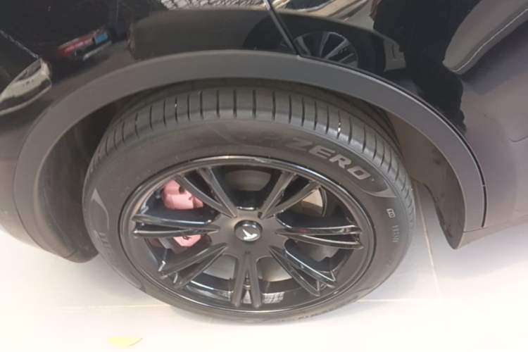 Used Tesla Model Y 2022 Revised Version Rear-Wheel Drive Right Rear Wheel Hub