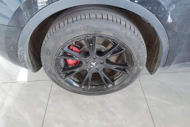 Used Tesla Model Y 2022 Revised Version Rear-Wheel Drive Right Rear Wheel Hub