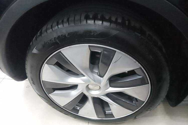 Used Tesla Model Y 2022 Revised Version Rear-Wheel Drive Right Rear Wheel Hub
