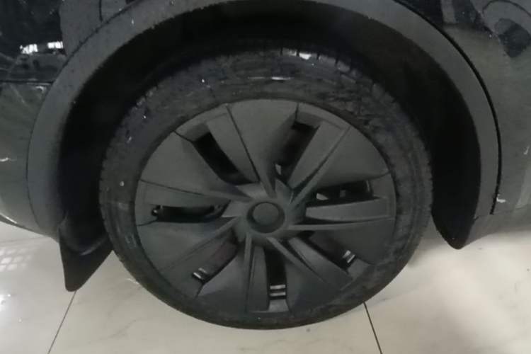 Used Tesla Model Y 2022 Revised Version Rear-Wheel Drive Right Rear Wheel Hub