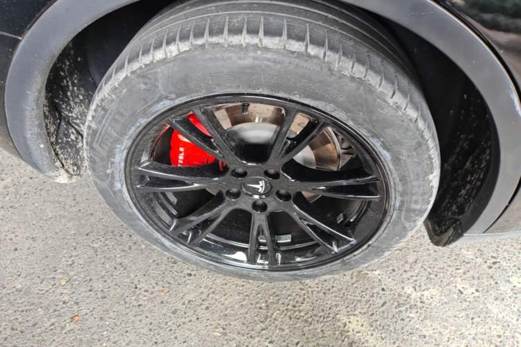 Used Tesla Model Y 2022 Revised Version Rear-Wheel Drive Right Rear Wheel Hub