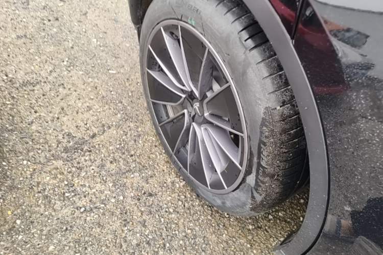 Used Tesla Model Y 2022 Revised Version Rear-Wheel Drive Right Rear Wheel Hub