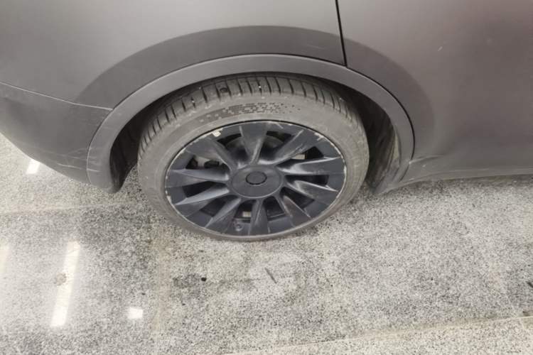 Used Tesla Model Y 2022 Revised Version Rear-Wheel Drive Right Rear Wheel Hub