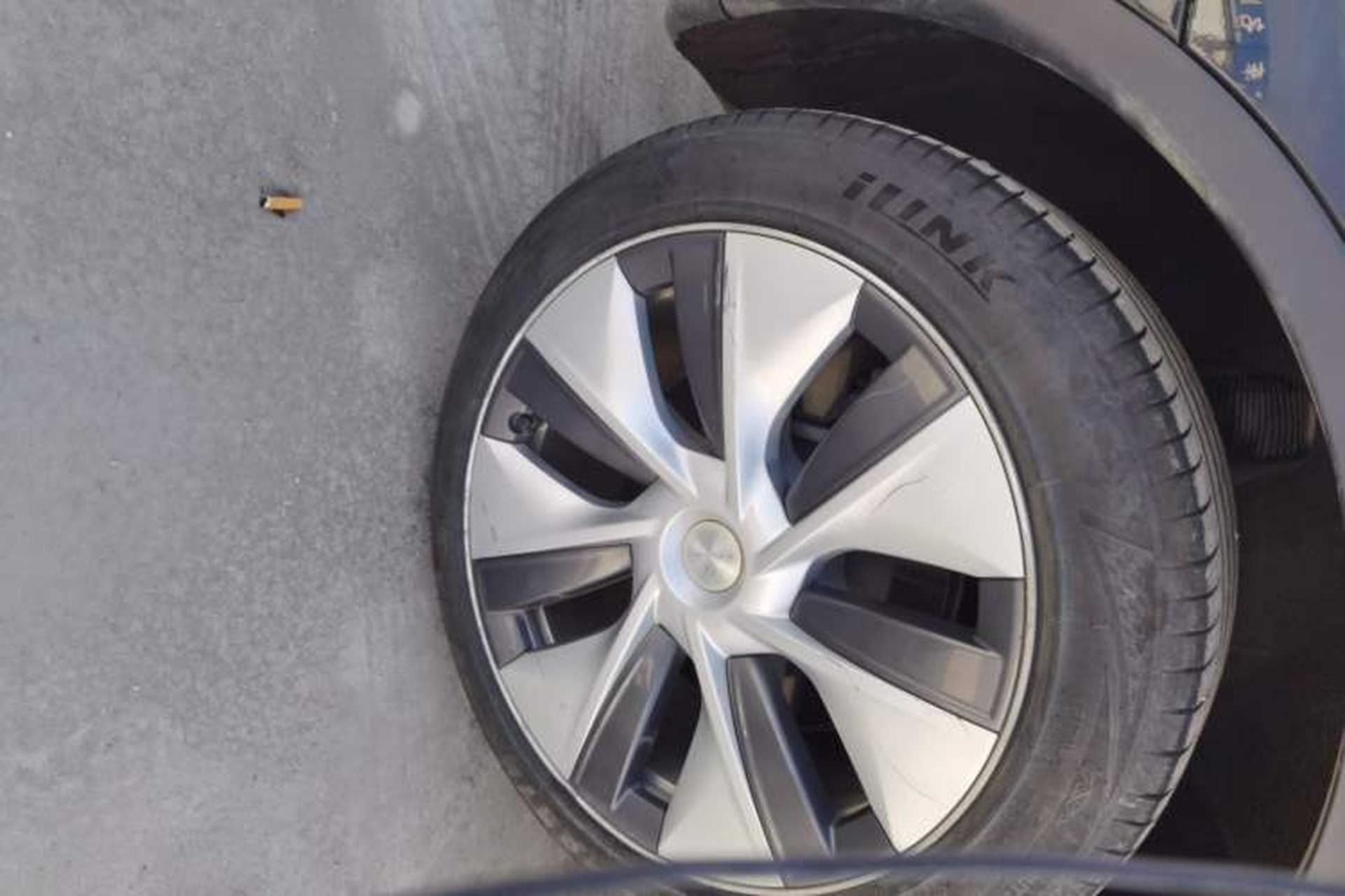Used Tesla Model Y 2022 Revised Version Rear-Wheel Drive Right Rear Wheel Hub