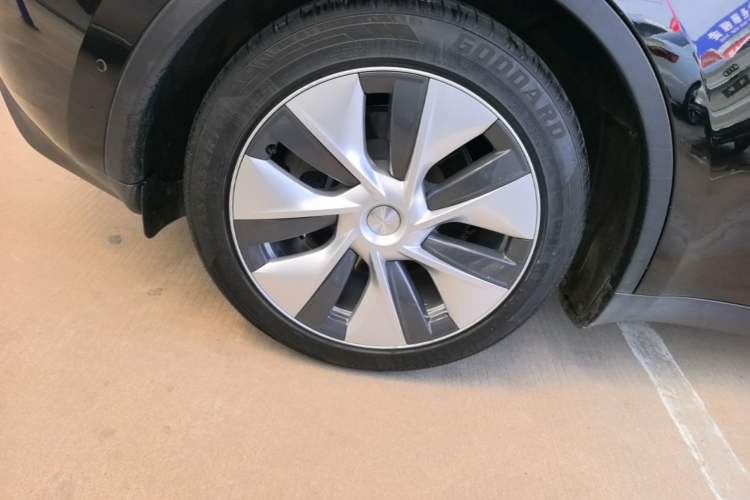 Used Tesla Model Y 2022 Revised Version Rear-Wheel Drive Right Rear Wheel Hub