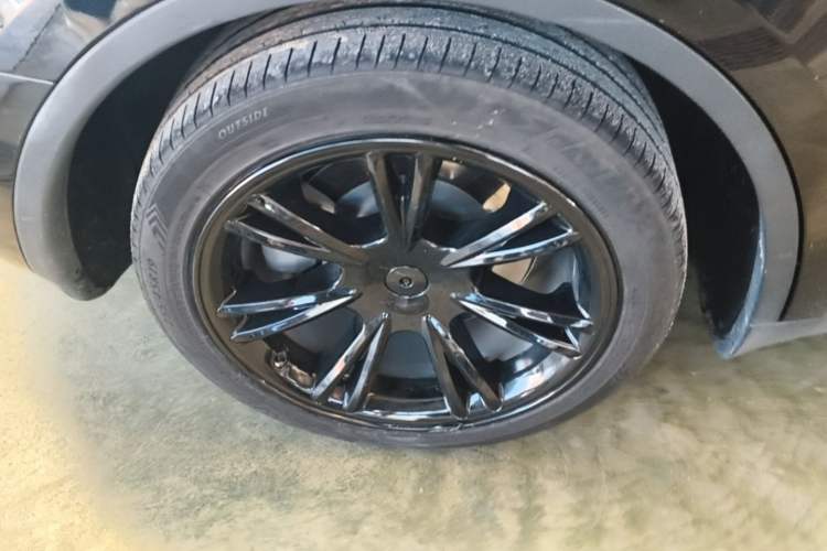 Used Tesla Model Y 2022 Revised Version Rear-Wheel Drive Right Rear Wheel Hub