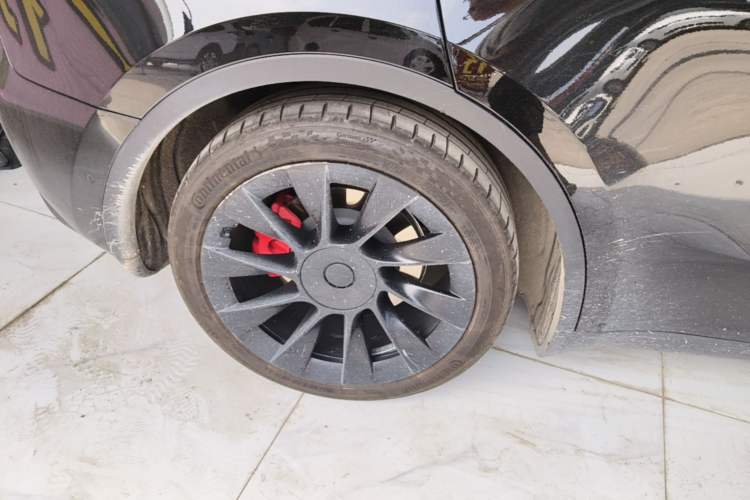 Used Tesla Model Y 2022 Revised Version Rear-Wheel Drive Right Rear Wheel Hub