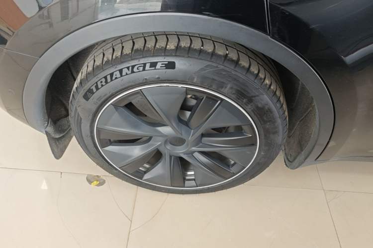 Used Tesla Model Y 2022 Revised Version Rear-Wheel Drive Right Rear Wheel Hub