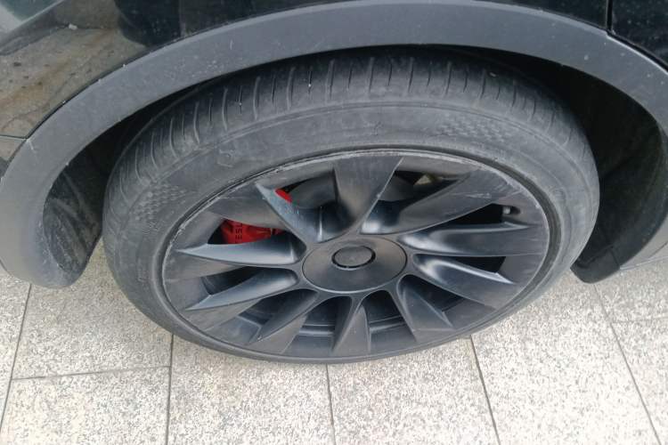 Used Tesla Model Y 2022 Revised Version Rear-Wheel Drive Right Rear Wheel Hub
